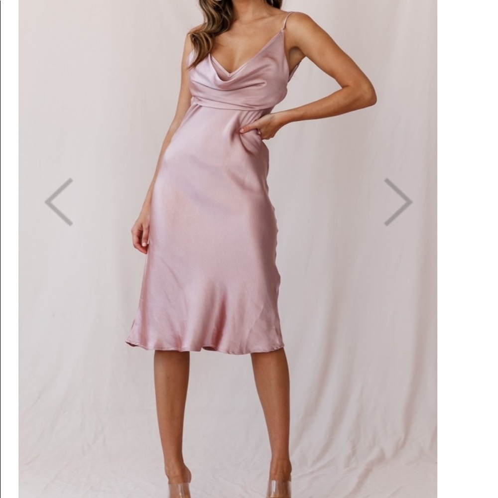 Selfie Leslie draped bust pink dress